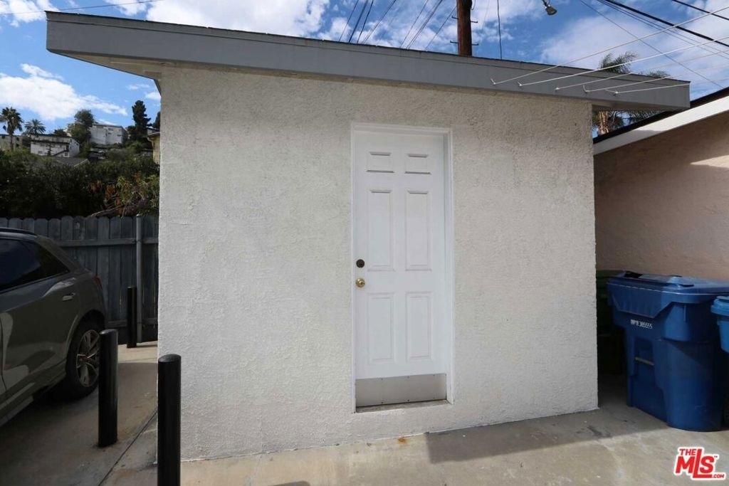 1805 Silver Lake Boulevard - Photo 18