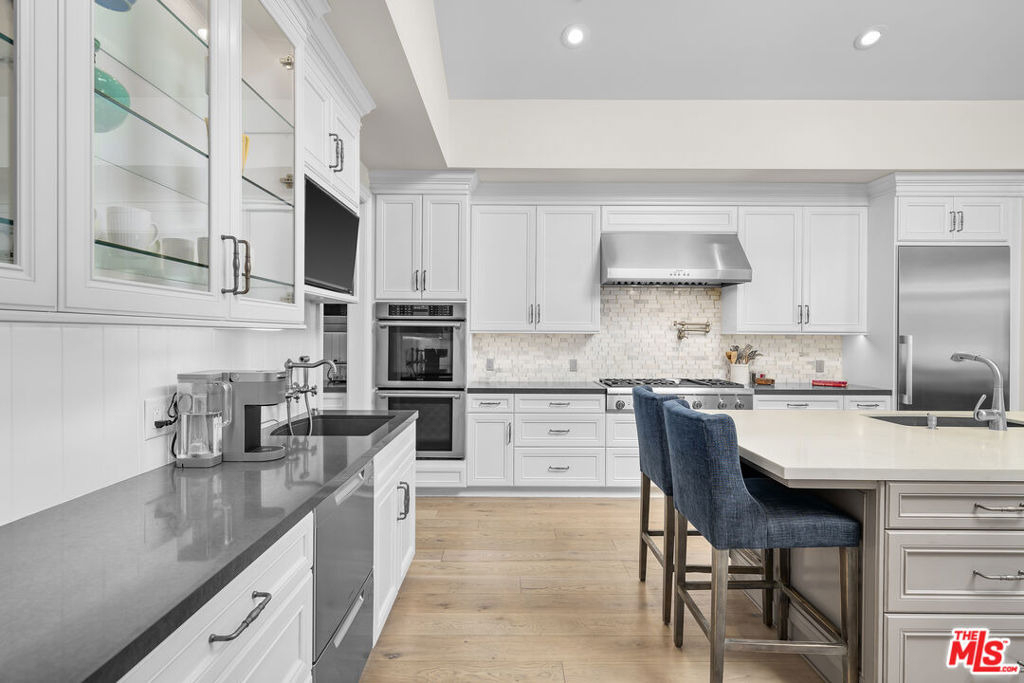 809 Leonard Road - Photo 10