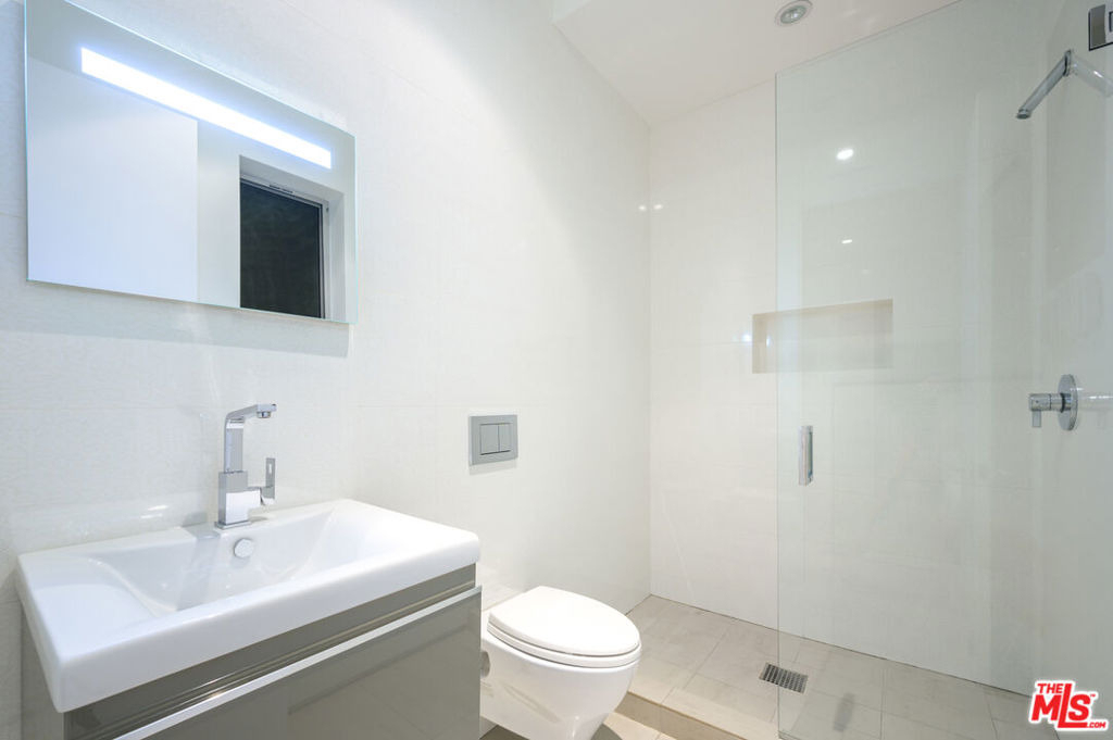 6660 Colgate Avenue - Photo 21