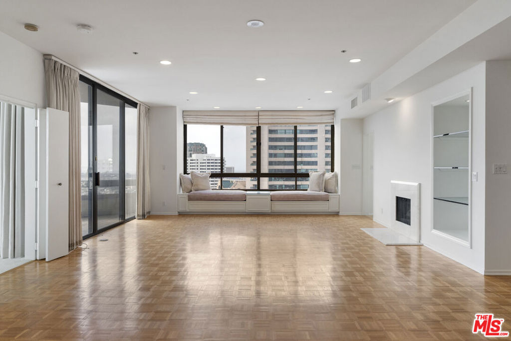 10430 Wilshire Boulevard - Photo 5