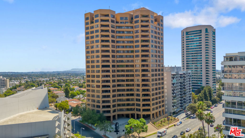 10430 Wilshire Boulevard - Photo 27