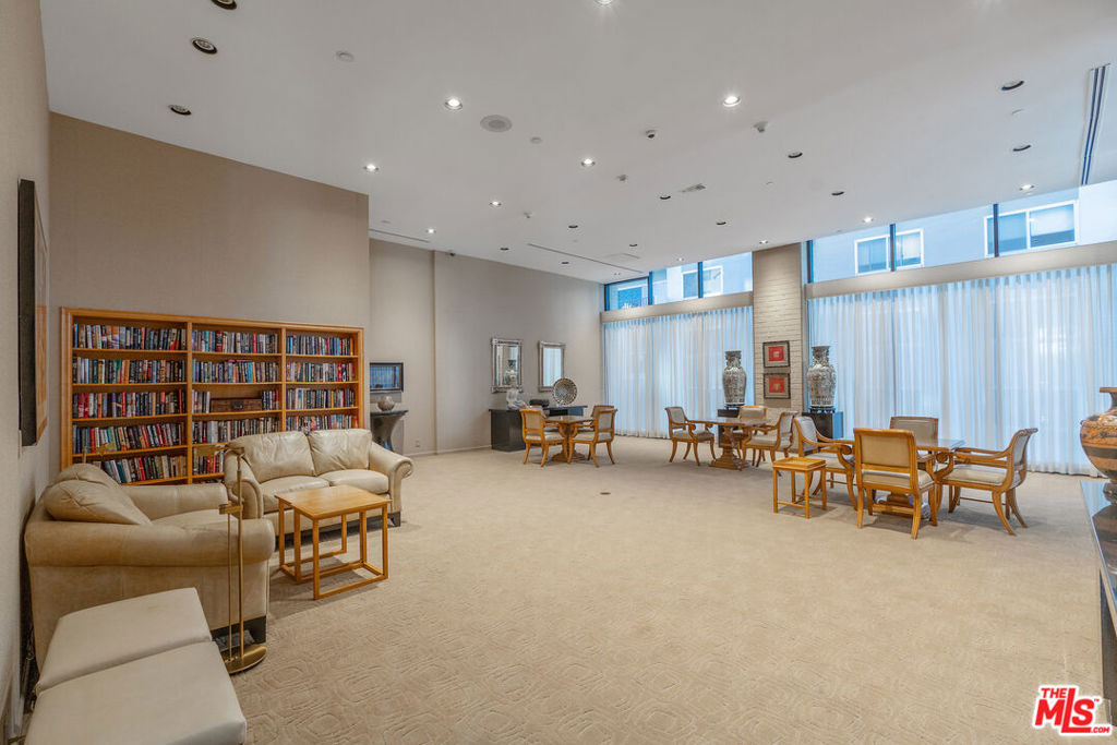 10430 Wilshire Boulevard - Photo 26