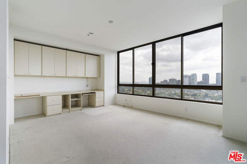 10430 Wilshire Boulevard - Photo 15