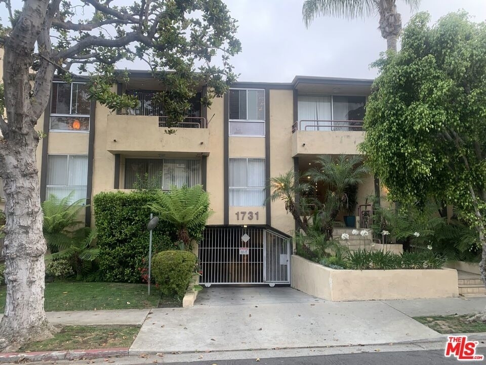 1731 Colby Avenue - Photo 13