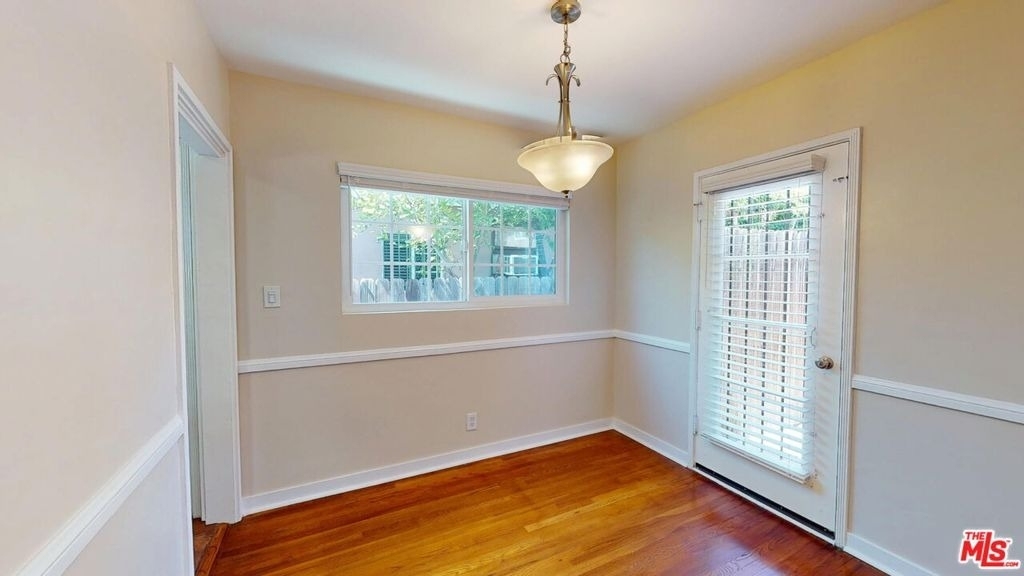 15031 Hartland Street - Photo 3