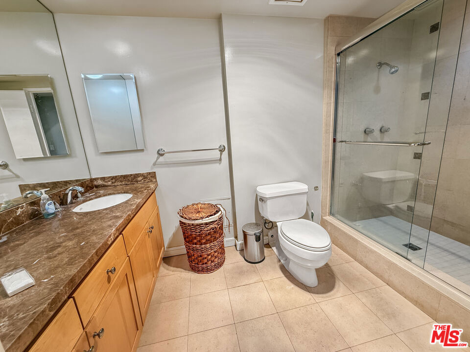10445 Wilshire Boulevard - Photo 8