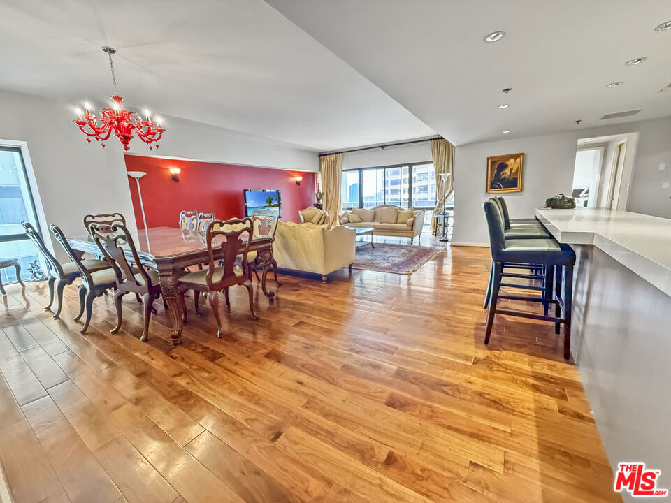 10445 Wilshire Boulevard - Photo 1