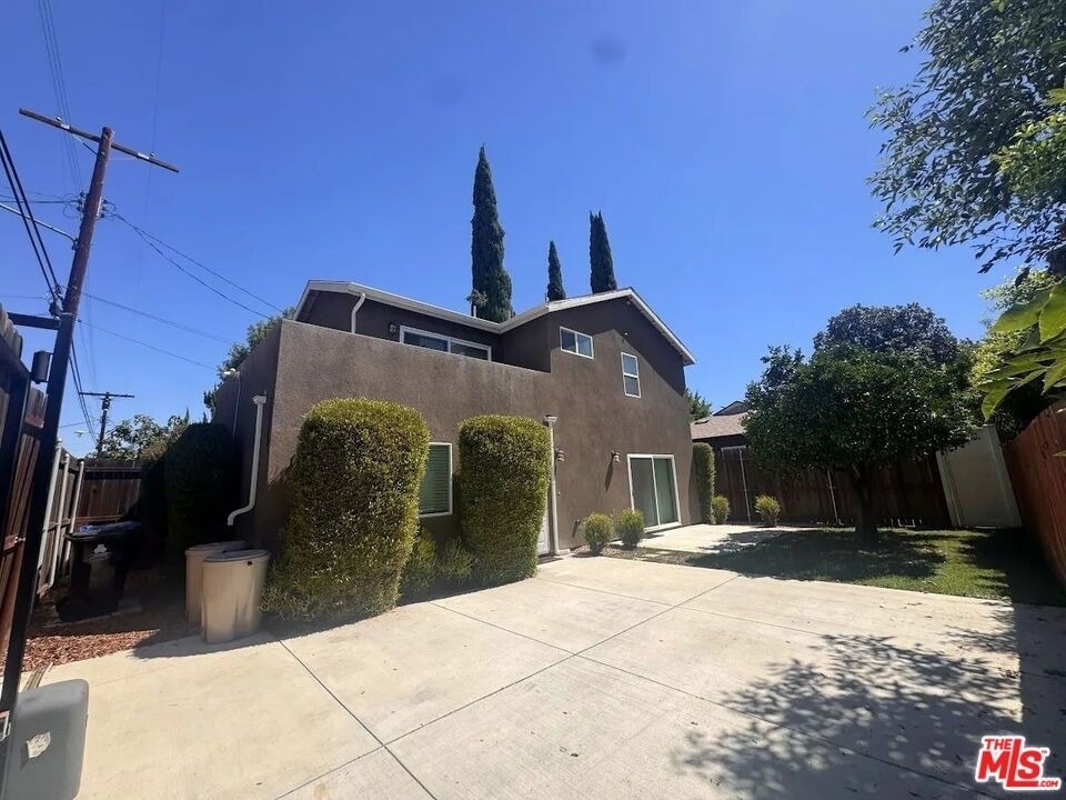 15033 Hartland Street - Photo 0