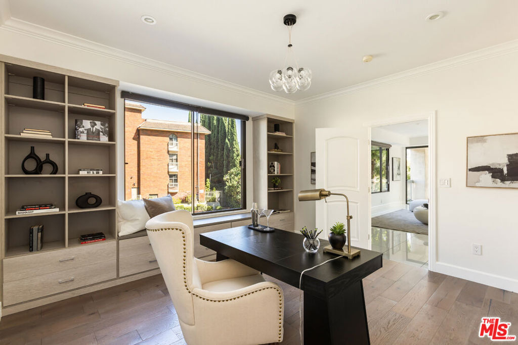 4460 Wilshire Boulevard - Photo 57