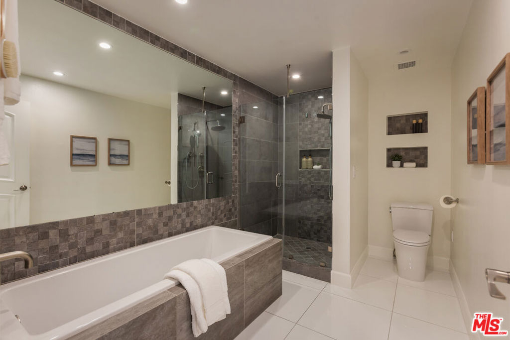 4460 Wilshire Boulevard - Photo 46