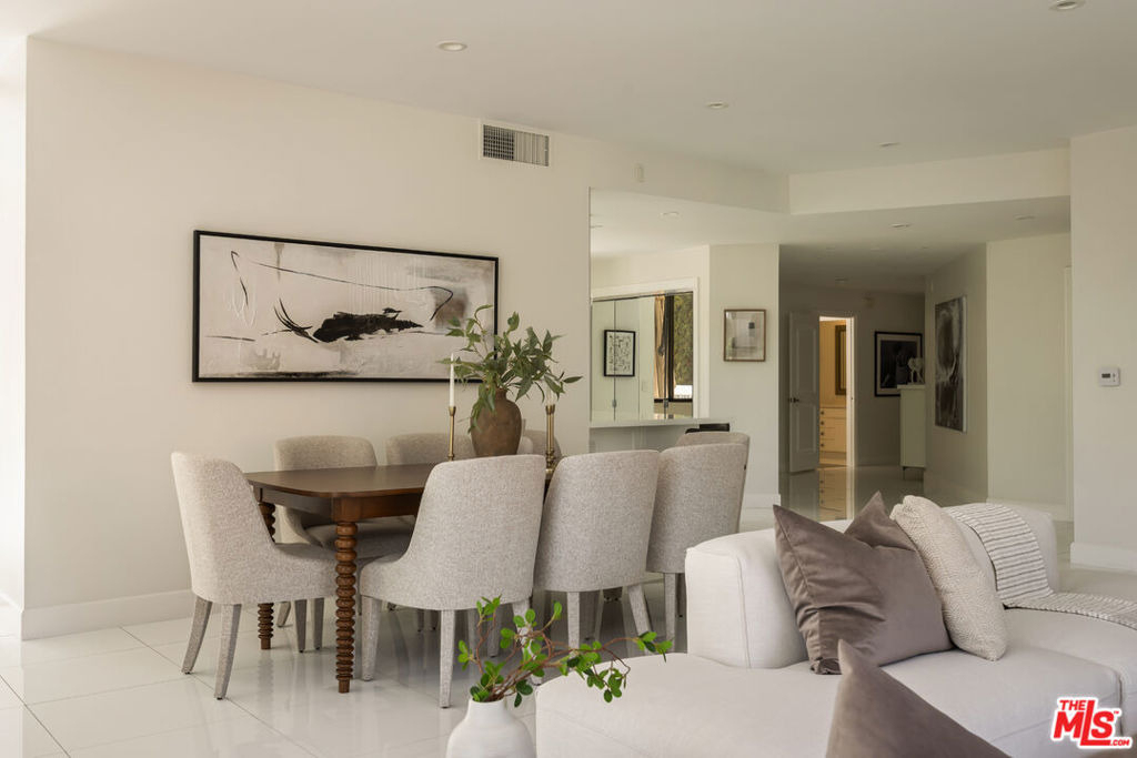4460 Wilshire Boulevard - Photo 11