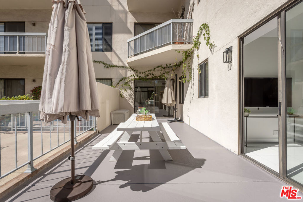 4460 Wilshire Boulevard - Photo 63