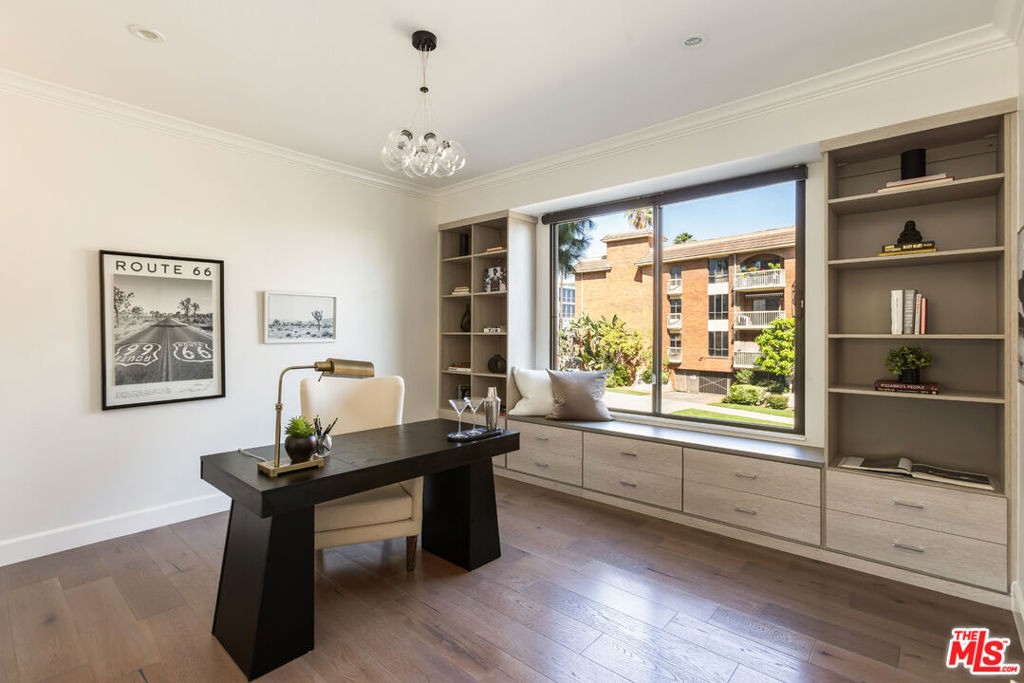 4460 Wilshire Boulevard - Photo 58