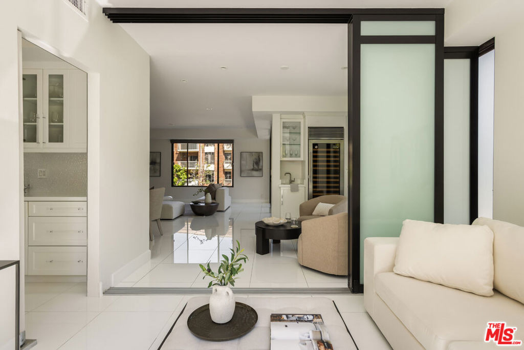 4460 Wilshire Boulevard - Photo 21