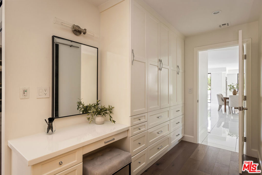 4460 Wilshire Boulevard - Photo 41