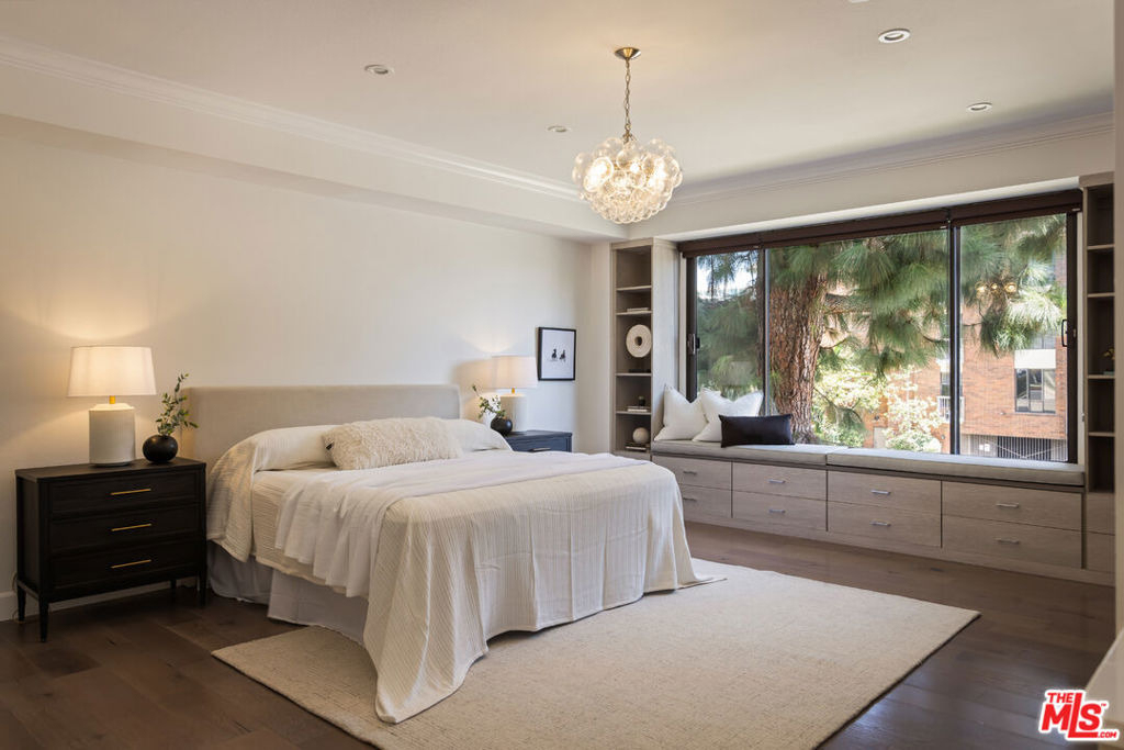 4460 Wilshire Boulevard - Photo 37