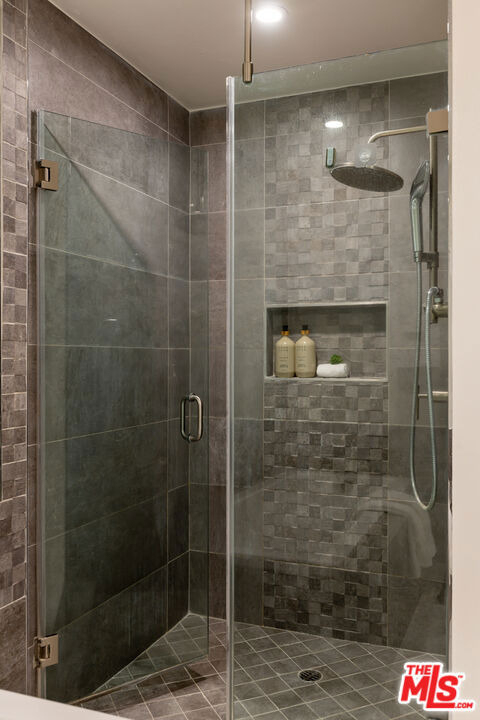 4460 Wilshire Boulevard - Photo 48