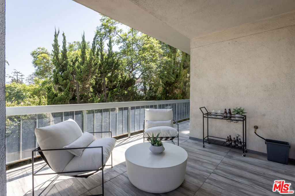 4460 Wilshire Boulevard - Photo 62