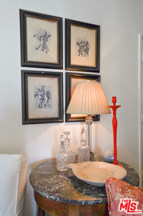 1233 N Crescent Heights Boulevard - Photo 31