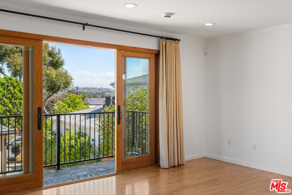 6152 W 77th Street - Photo 7