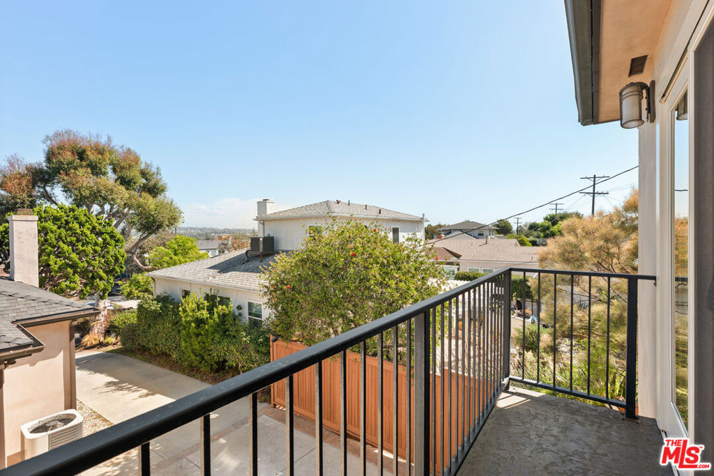 6152 W 77th Street - Photo 8