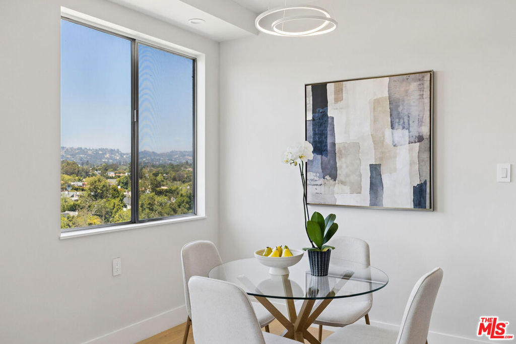 10747 Wilshire Boulevard - Photo 5