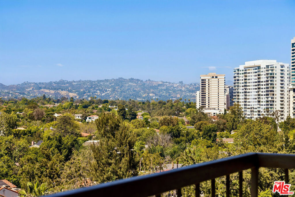 10747 Wilshire Boulevard - Photo 16