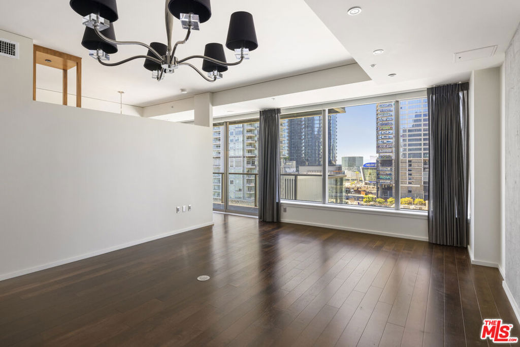1155 S Grand Avenue - Photo 3