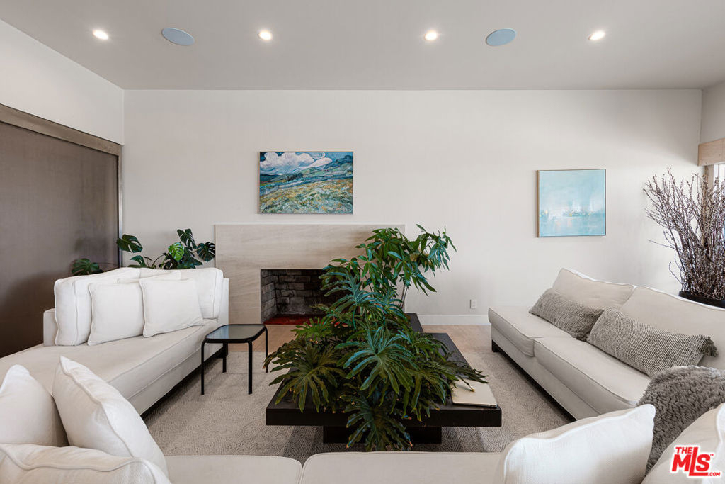 2052 Stradella Road - Photo 6