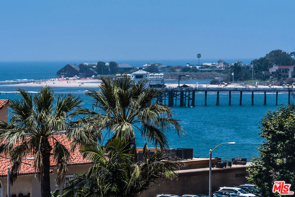 22607 Pacific Coast Highway - Photo 0