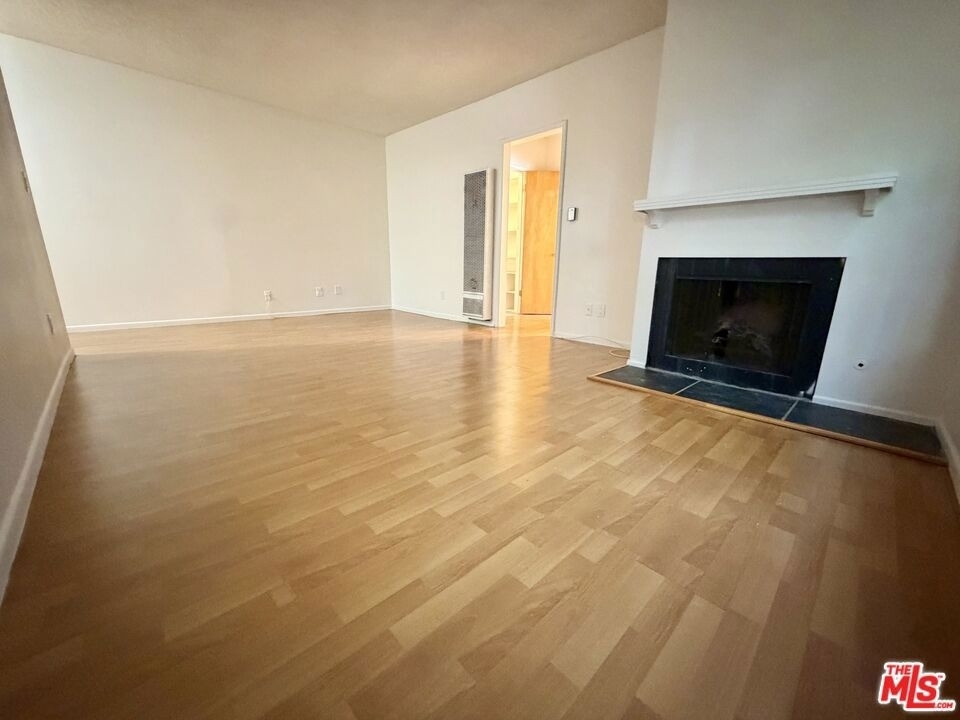 1507 Princeton Street - Photo 2