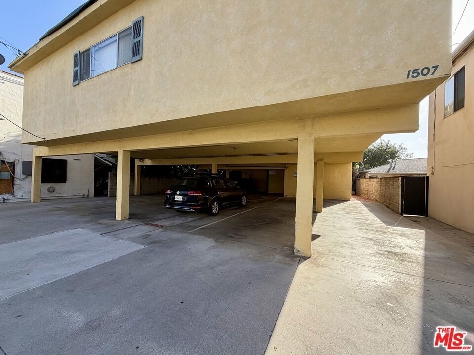 1507 Princeton Street - Photo 18