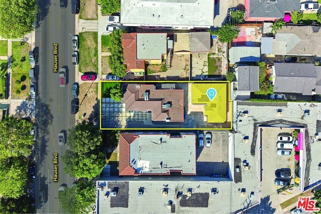 1616 1/2 Hauser Boulevard - Photo 11