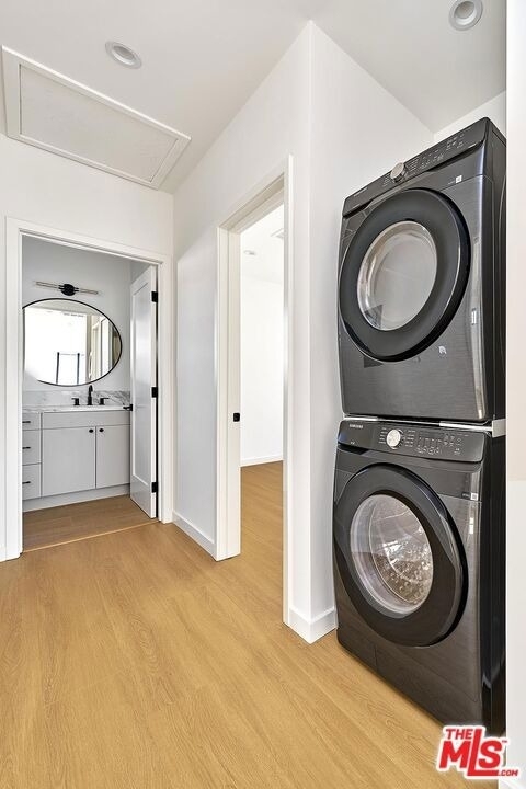 1616 1/2 Hauser Boulevard - Photo 5