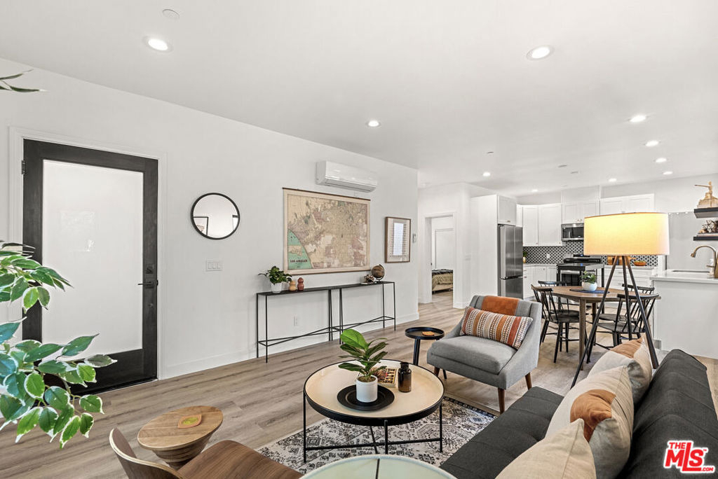8929 Hubbard Street - Photo 6
