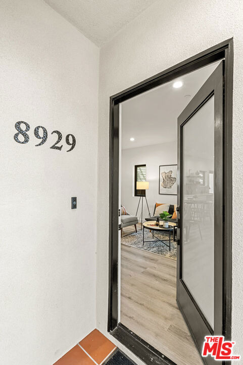 8929 Hubbard Street - Photo 3