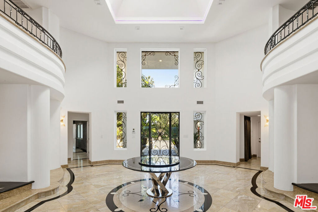 24366 La Masina Court - Photo 4