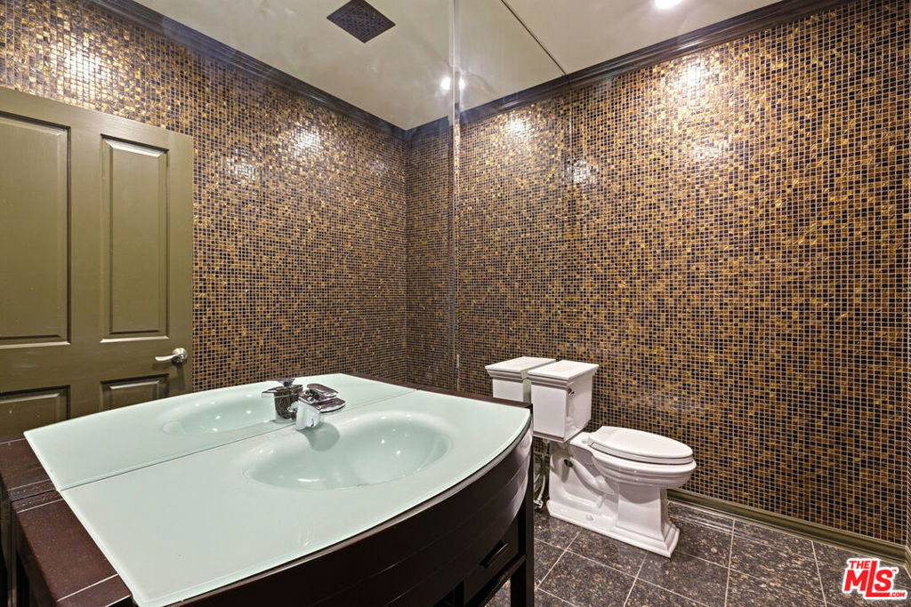 24366 La Masina Court - Photo 29