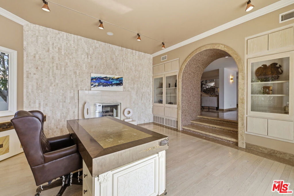24366 La Masina Court - Photo 9