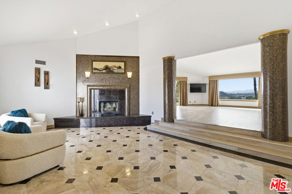 24366 La Masina Court - Photo 18