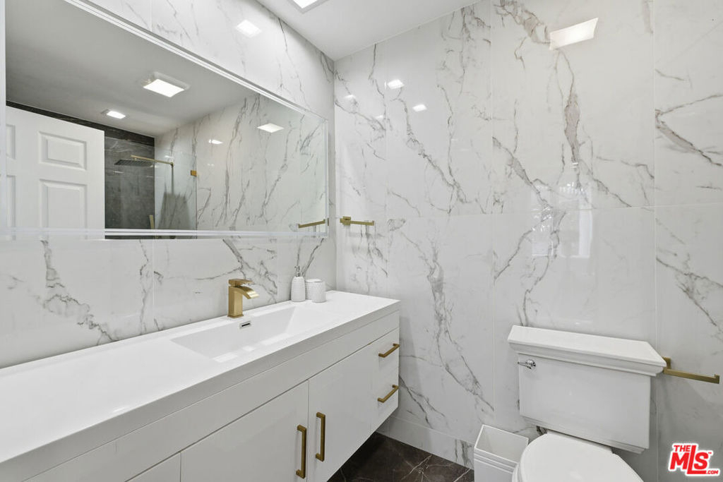 24366 La Masina Court - Photo 45
