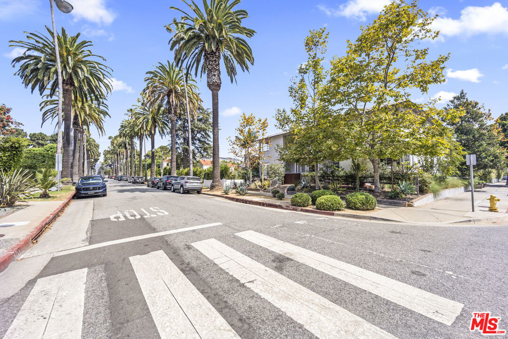 1807 Montana Ave - Photo 20