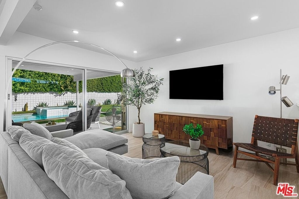 2326 E Finley Road - Photo 6