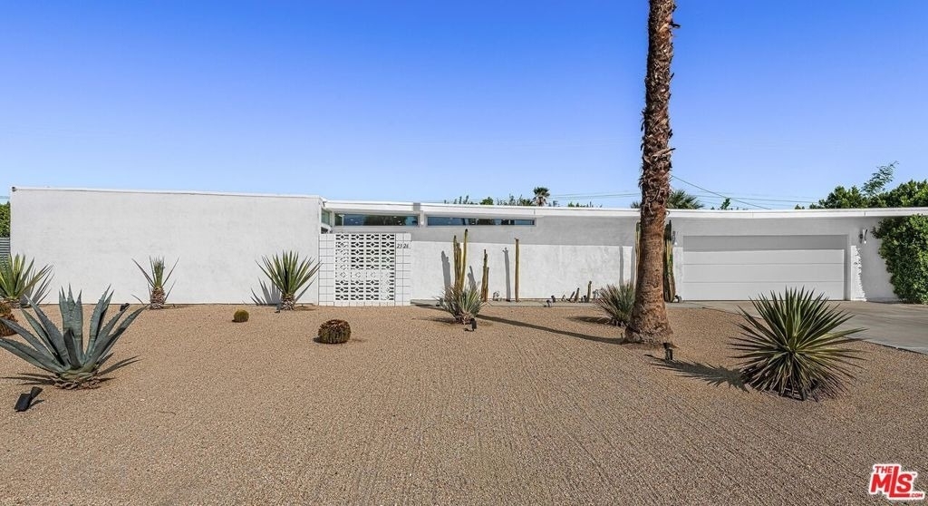 2326 E Finley Road - Photo 0