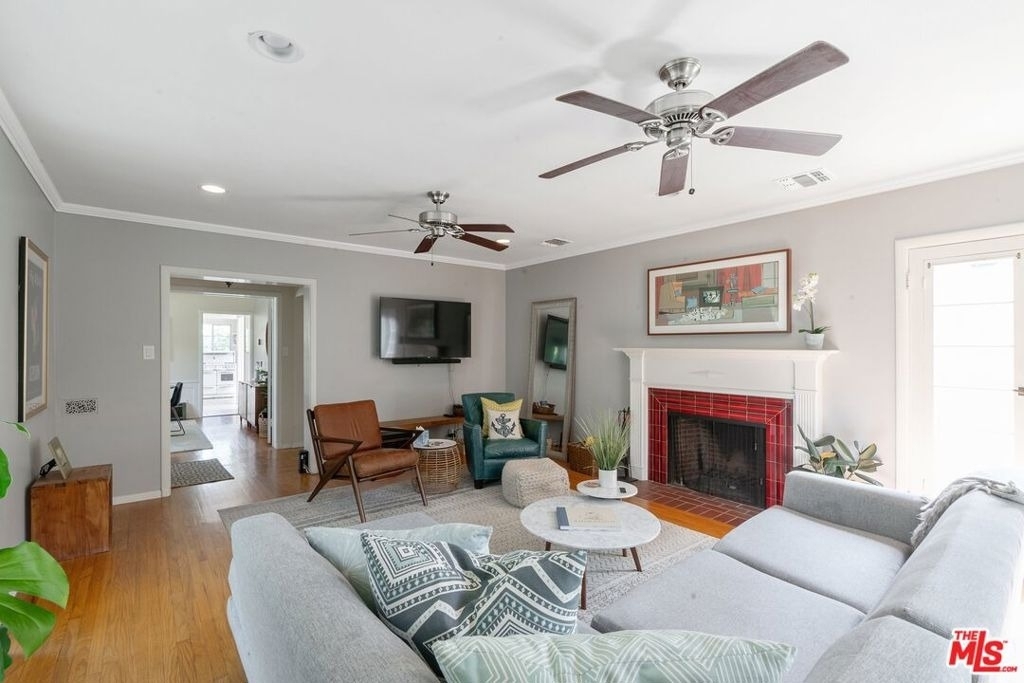 4224 Alcove Avenue - Photo 7