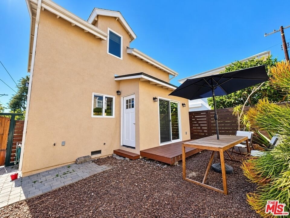 1658 S Carmelina Avenue - Photo 9