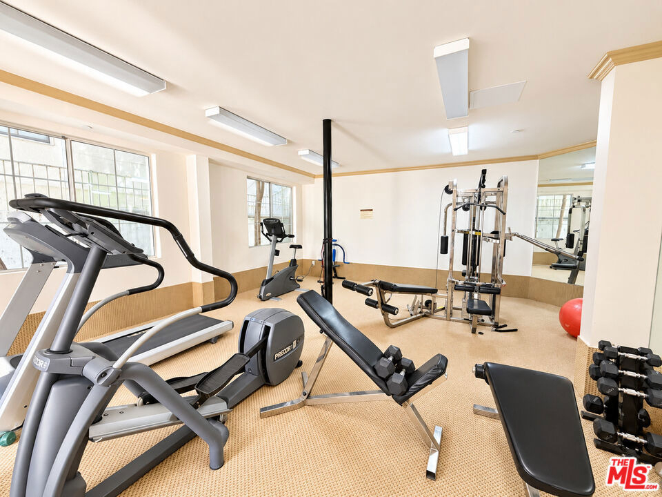 128 N Swall Drive - Photo 41