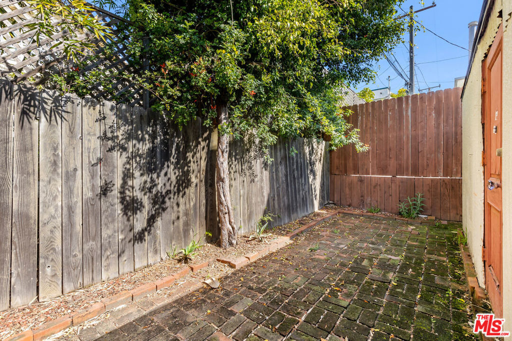 129 Ocean Park Boulevard - Photo 23