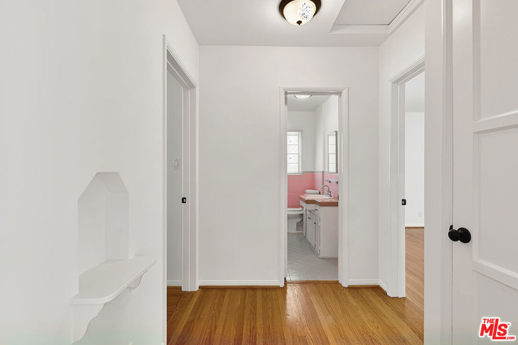 1474 1/2 Reeves Street - Photo 8