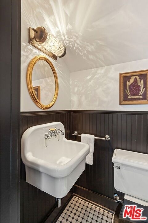 811 N Occidental Boulevard - Photo 23